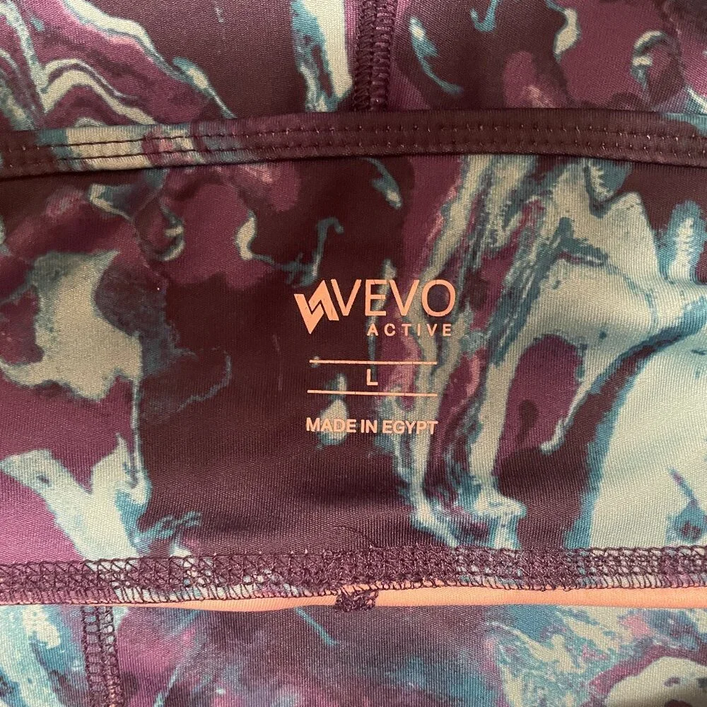 VEVO ACTIVE WOMENS HIGH -WAISTED TECH CAPRI LEGGINGS LARGE NEVER WORN. - Picture 4 of 5